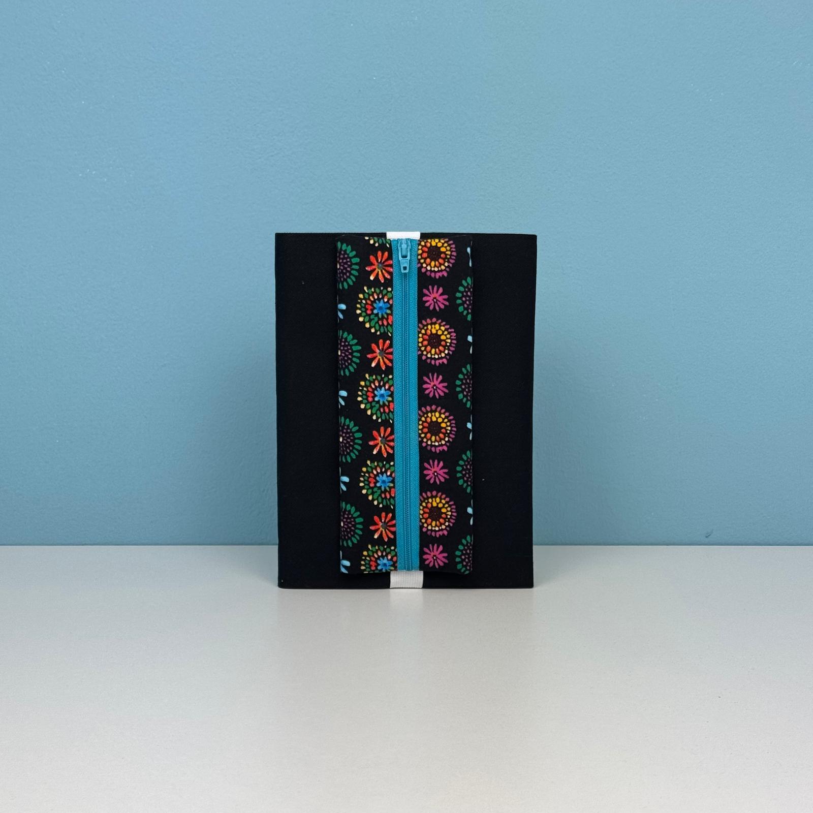 Stiftetuie in Arbeit